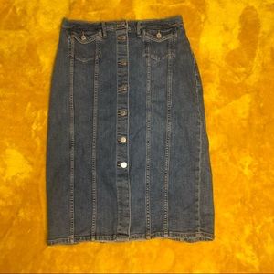 Ladies Gap denim skirt